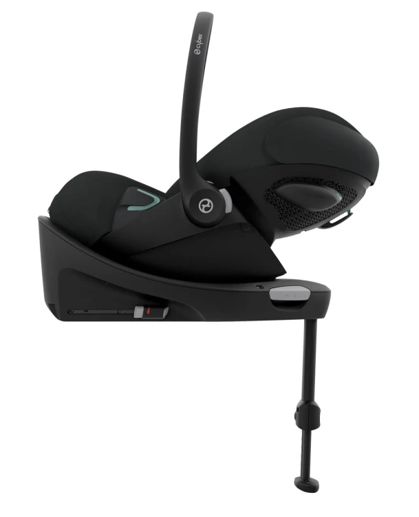 Fotelik samochodowy Cybex Cloud G i-Size Plus 0-13kg Moon Black ( z opcjonalną bazą G do kupienia osobno)
