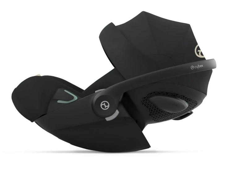 Fotelik samochodowy Cybex Cloud G i-Size Plus 0-13kg Moon Black