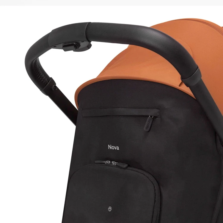 Wózek spacerowy Carrello Nova