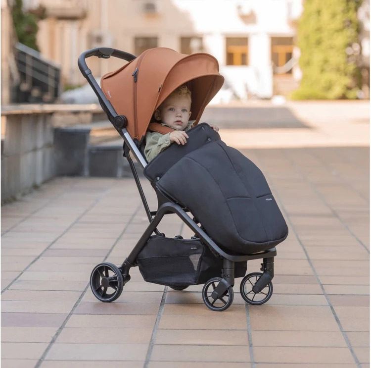 Wózek spacerowy Carrello Nova