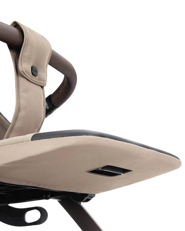 Wózek spacerowy Carrello Bravo M/Lite