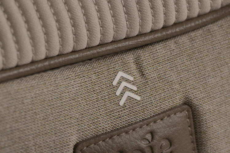 Fotelik samochodowy Joie i-Traver Signature 15-36 kg Sandstone