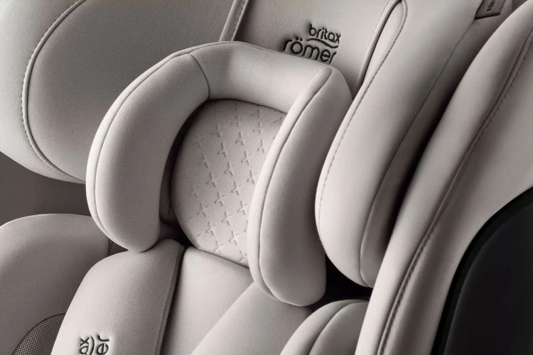 Fotelik samochodowy Britax Romer Swivel-Grow Max Air Soft Taupe